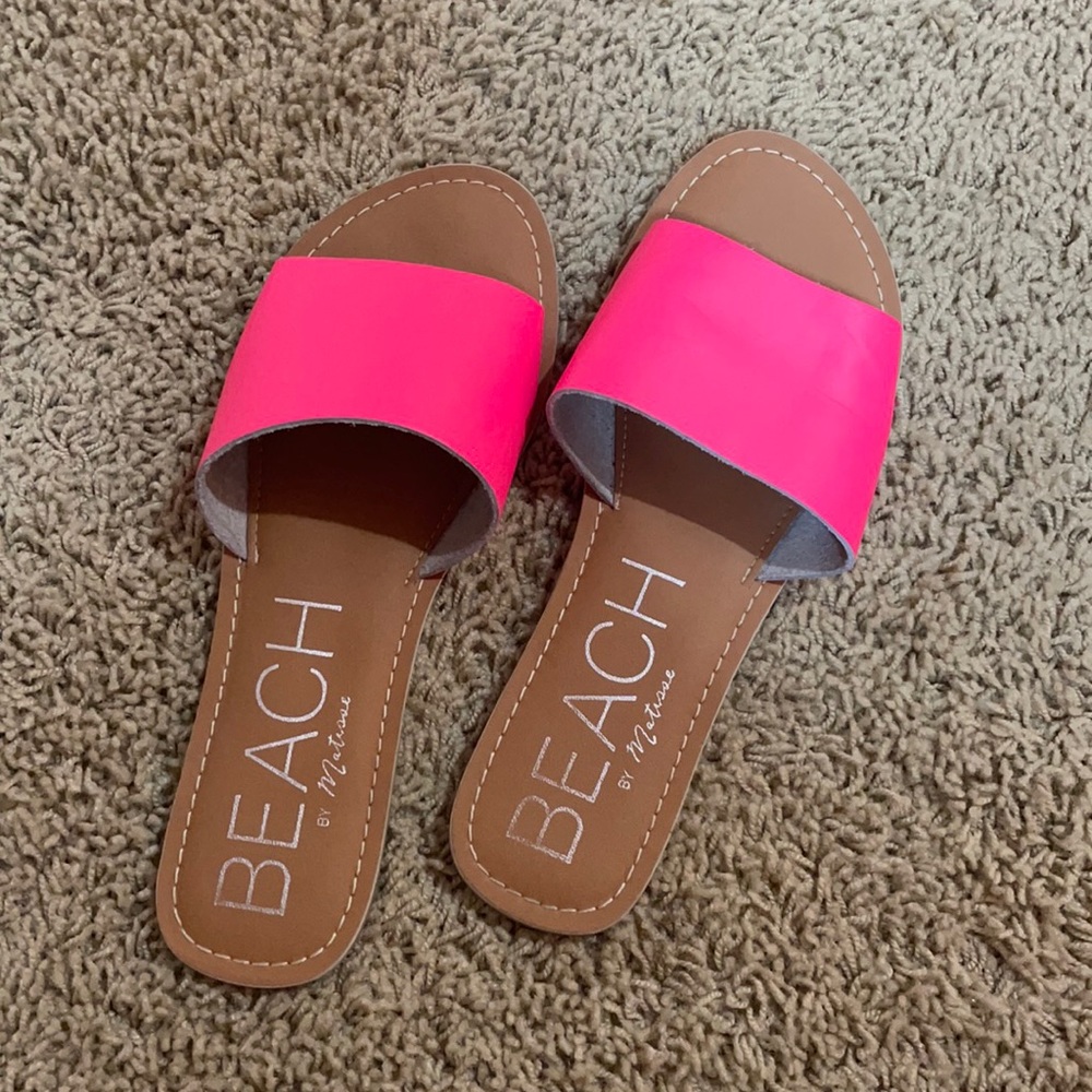 Hot pink beach Sandals